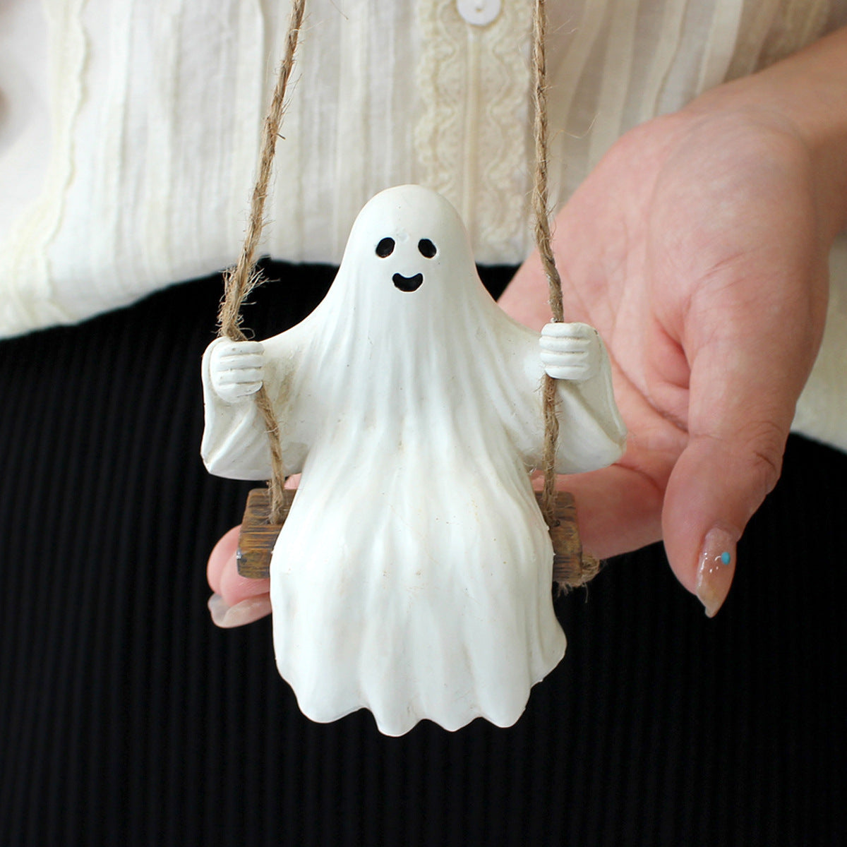 Halloween To Swing Ghost Pendant