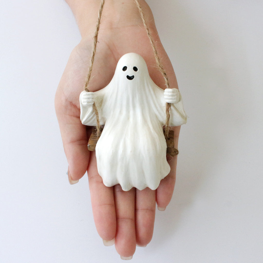 Halloween To Swing Ghost Pendant